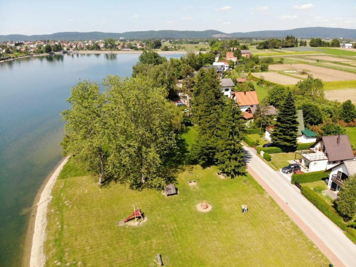 Vila Kosjenka On Lake Sabljaci Ogulin Esterno foto