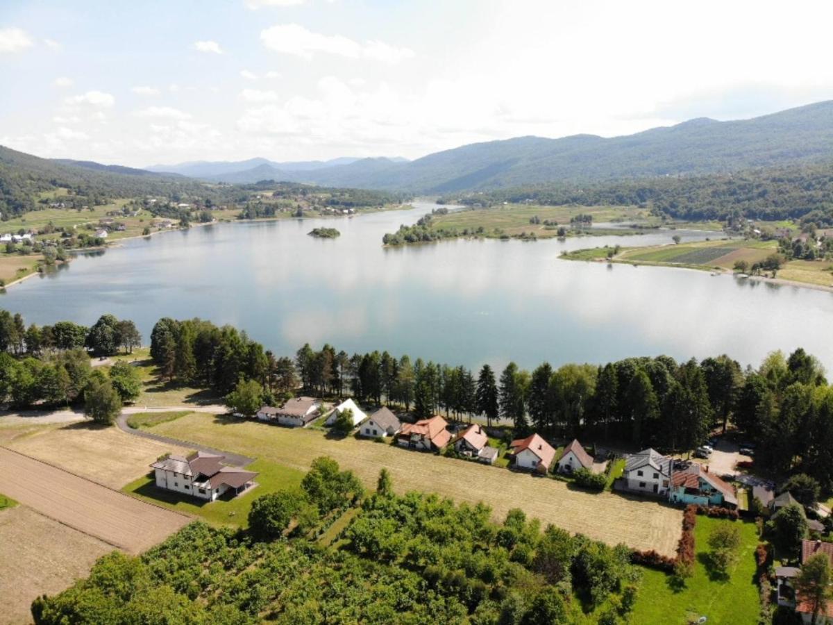 Vila Kosjenka On Lake Sabljaci Ogulin Esterno foto